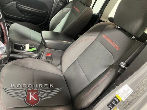 Used 2021 Jeep Wrangler Unlimited Rubicon w/ Uconnect 4C Nav & Sound Group image 12