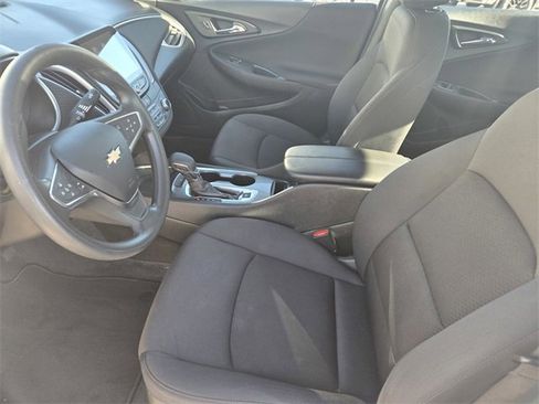 Used 2023 Chevrolet Malibu LT image 21