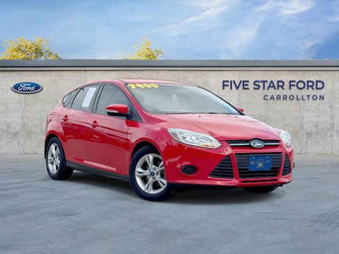 Used 2014 Ford Focus SE FWD image 1