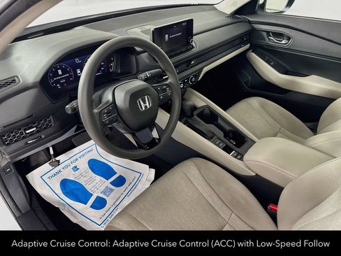Used 2023 Honda Accord EX image 11