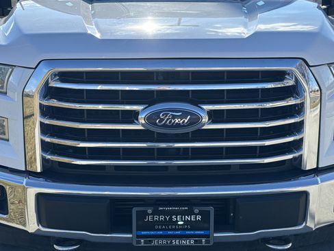 Used 2017 Ford F150 XLT w/ Equipment Group 302A Luxury image 9