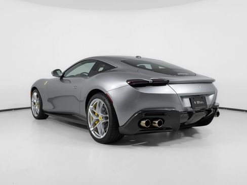 Used 2024 Ferrari Roma RWD image 7