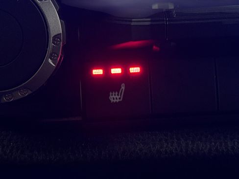 Used 2022 Toyota Tundra SR5 w/ TRD Sport Premium Package image 18