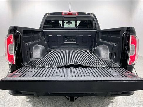 Used 2022 GMC Canyon Elevation image 7