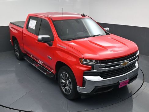 Used 2020 Chevrolet Silverado 1500 LT w/ Texas Edition image 16