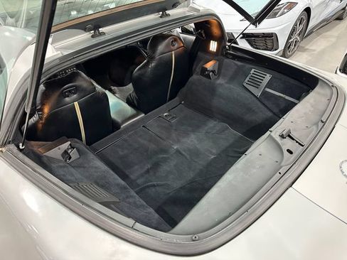 Used 1996 Chevrolet Corvette Coupe RWD image 30
