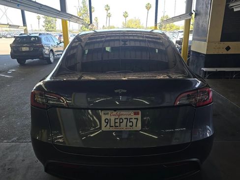 Used 2024 Tesla Model Y Long Range AWD/4WD image 7