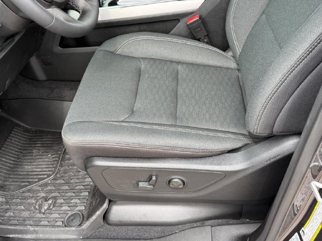 Used 2026 RAM 1500 Big Horn AWD/4WD image 23