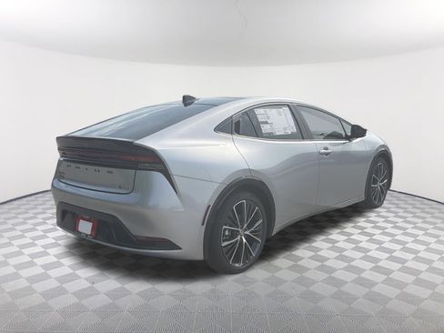 New 2026 Toyota Prius XLE FWD image 7