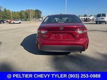 Used 2025 Toyota Corolla LE FWD image 7