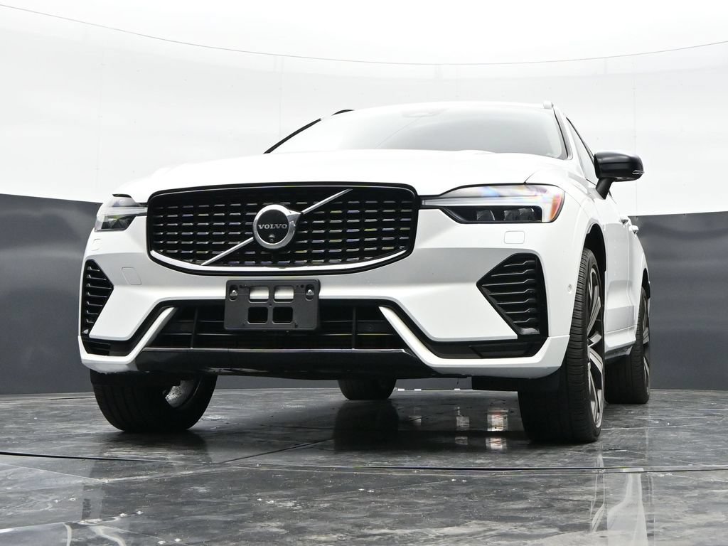 Used 2024 Volvo XC60 T8 Ultimate w/ Climate Package AWD/4WD image 43