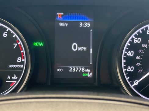 Used 2024 Toyota Camry SE FWD image 21