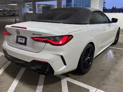 Used 2023 BMW 440i xDrive Convertible w/ Premium Package image 5