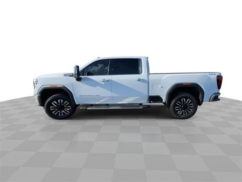 Used 2024 GMC Sierra 2500 SLT w/ SLT Premium Package image 5