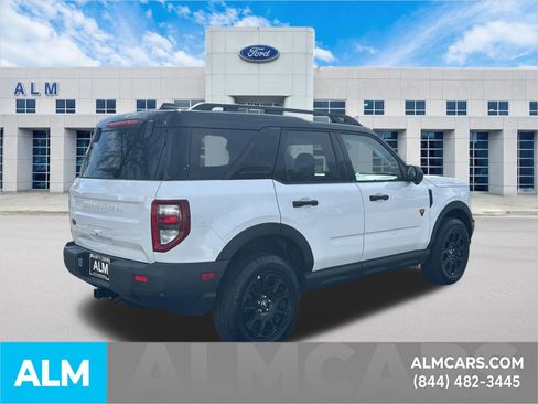 Used 2025 Ford Bronco Sport Badlands image 5