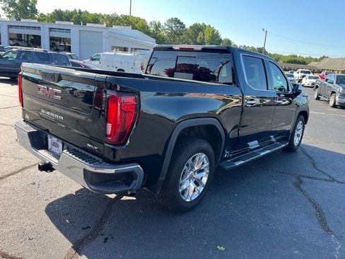Used 2020 GMC Sierra 1500 SLT w/ SLT Premium Package RWD image 3