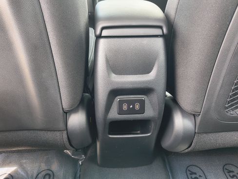 New 2026 Hyundai Venue SEL FWD image 14