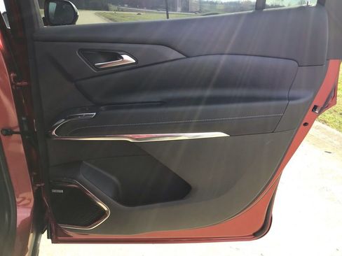 New 2026 Chevrolet Traverse LT w/ Enhanced Driving Package FWD image 16