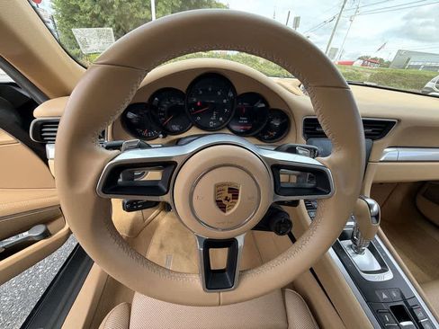 Used 2017 Porsche 911 Carrera RWD image 23