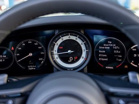 Certified 2024 Porsche 911 Targa 4 image 44