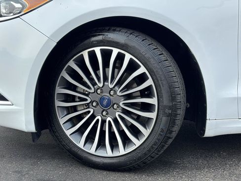 Used 2018 Ford Fusion Titanium AWD/4WD image 46