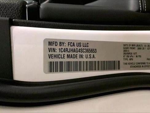 New 2025 Jeep Grand Cherokee Altitude image 53