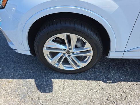 Used 2022 Audi Q7 3.0T Premium Plus AWD/4WD image 10