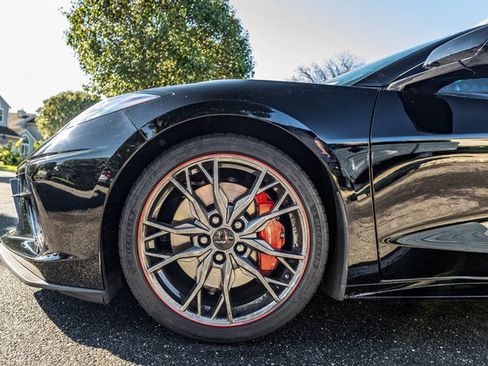Used 2023 Chevrolet Corvette Stingray Coupe w/ Z51 Performance Package RWD image 2