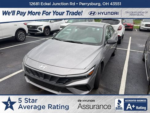 Certified 2025 Hyundai Elantra Sport w/ Cargo Package FWD image 1