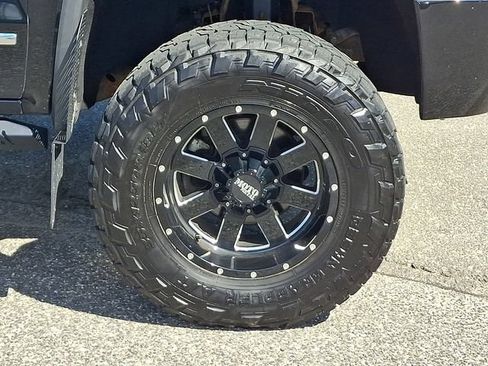 Used 2017 GMC Sierra 1500 Denali w/ Denali Ultimate Package AWD/4WD image 28