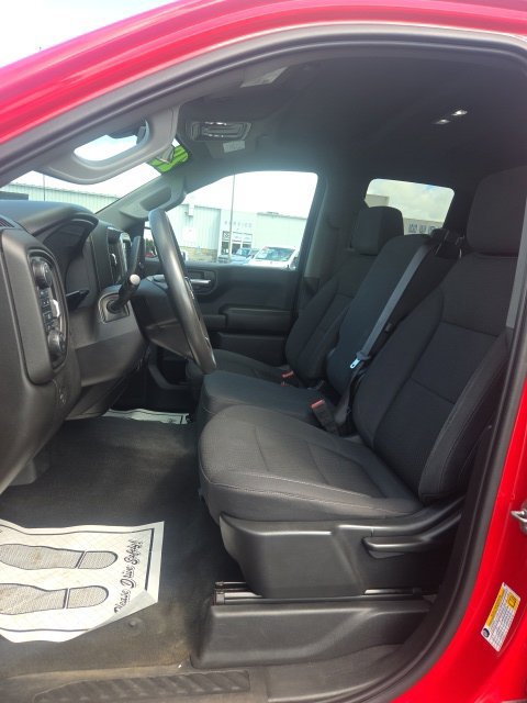 Used 2020 Chevrolet Silverado 1500 Custom w/ Custom Value Package AWD/4WD image 11