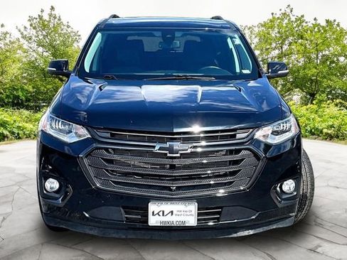 Used 2021 Chevrolet Traverse Premier w/ Redline Edition FWD image 3