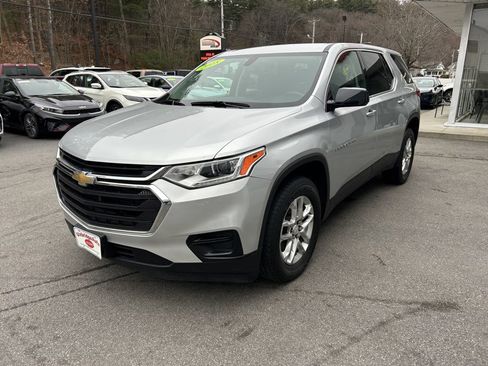 Used 2018 Chevrolet Traverse LS image 4