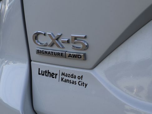 Certified 2025 MAZDA CX-5 Signature image 18