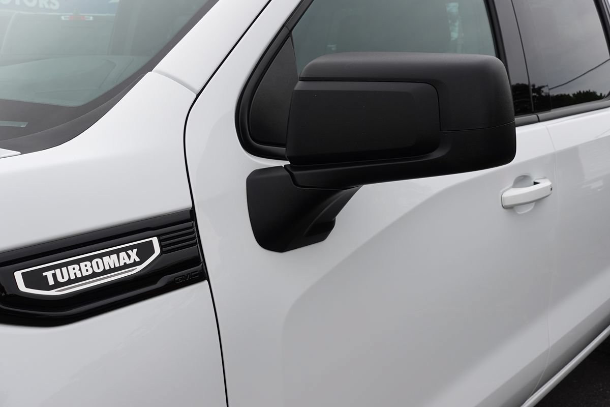 Used 2025 GMC Sierra 1500 Elevation AWD/4WD image 7