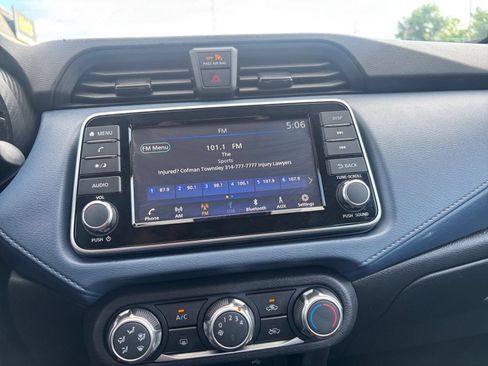 Used 2025 Nissan Versa SV FWD image 20