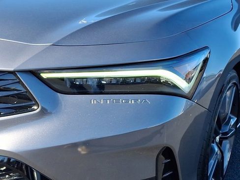Used 2023 Acura Integra A-Spec image 11