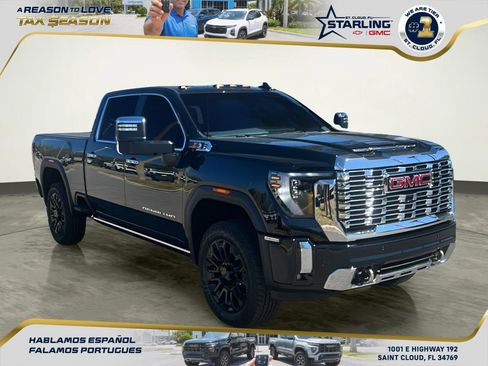 New 2026 GMC Sierra 2500 Denali w/ Denali Reserve Package image 15