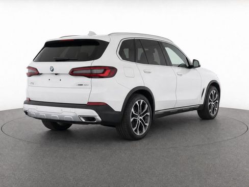 Used 2023 BMW X5 sDrive40i w/ Parking Assistance Package RWD image 4