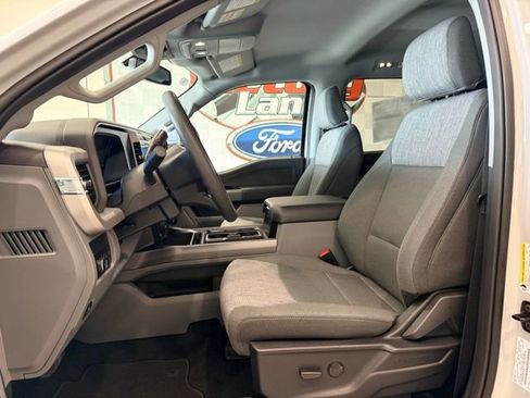 New 2026 Ford F250 XLT w/ XLT Premium Package AWD/4WD image 15