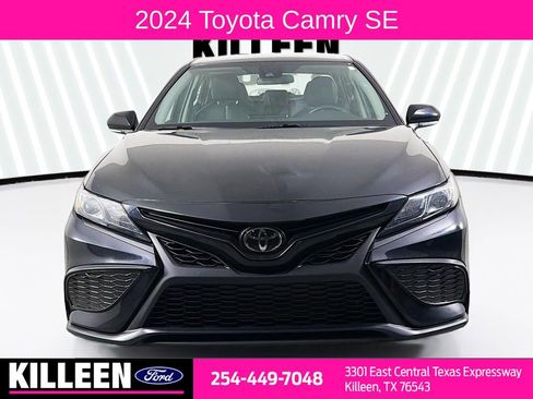Used 2024 Toyota Camry SE image 2