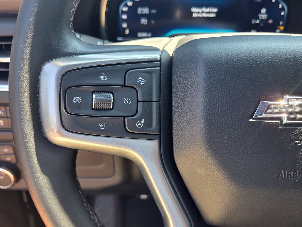 Used 2024 Chevrolet Tahoe Z71 w/ Luxury Package AWD/4WD image 24