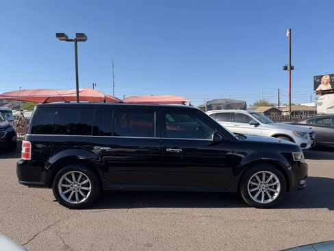 Used 2019 Ford Flex Limited FWD image 4
