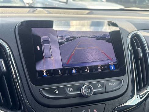 Certified 2023 Chevrolet Equinox RS FWD image 14