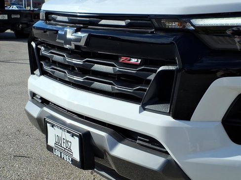 Used 2024 Chevrolet Colorado Z71 w/ Z71 Convenience Package 2 image 33