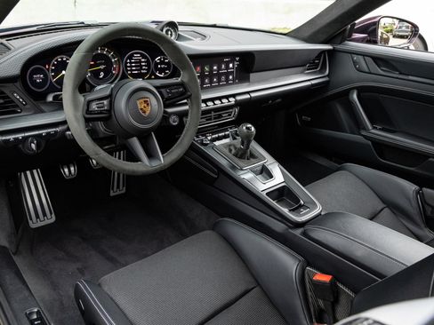 Certified 2022 Porsche 911 GT3 RWD image 3