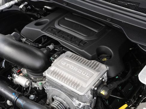 New 2026 RAM 1500 Big Horn AWD/4WD image 4
