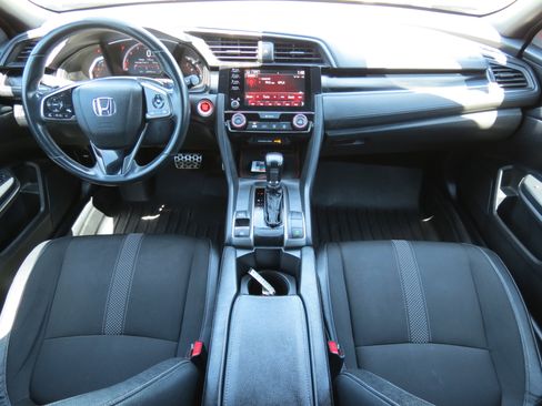 Used 2020 Honda Civic Sport image 11