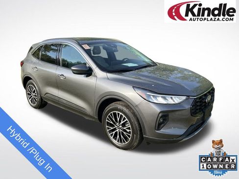 Used 2024 Ford Escape SE FWD image 1