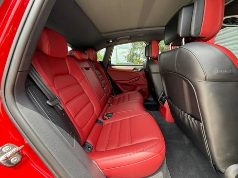 Used 2023 Porsche Macan GTS AWD/4WD image 37